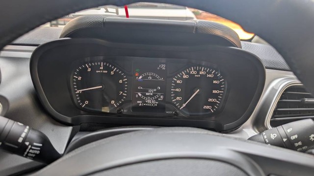 Second-hand 2023 Tata Altroz XZ for sale in Dakshina Kannada-3