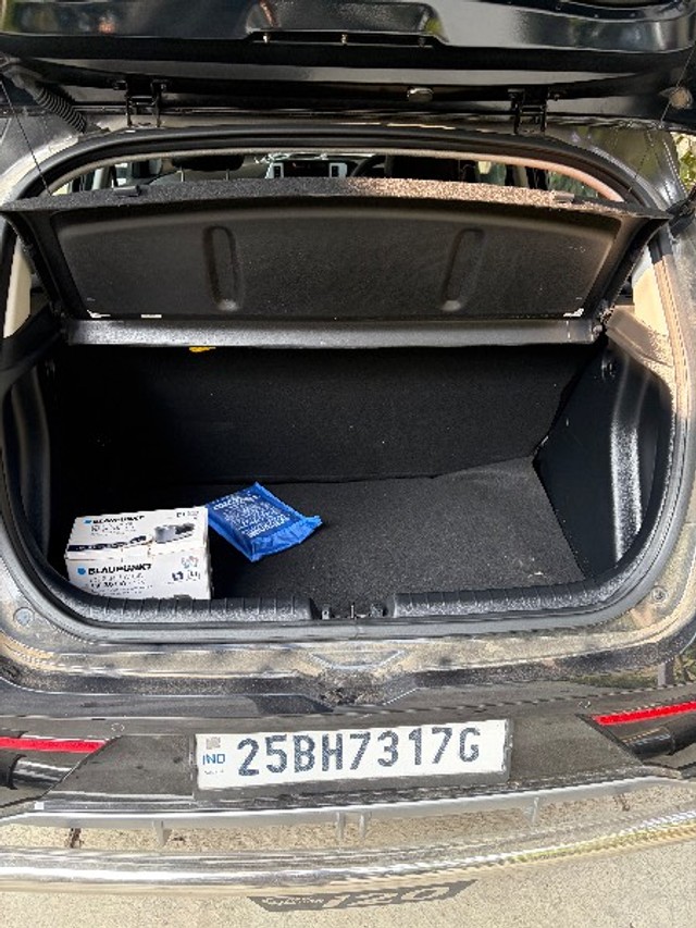 Second-hand 2025 Hyundai i20 Sportz for sale in Varanasi-1