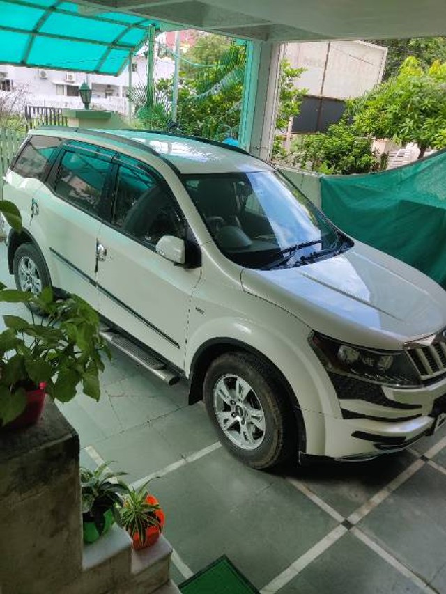 Second-hand 2012 Mahindra XUV500 W8 FWD for sale in Akola-10