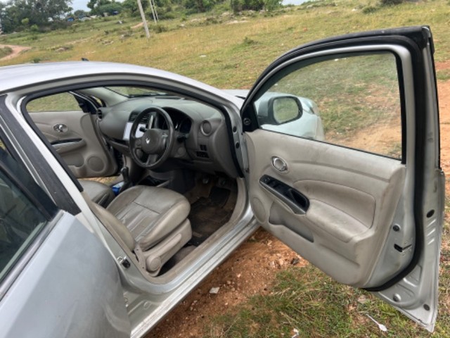 Second-hand 2014 Renault Scala Diesel RxZ for sale in Mysore-7