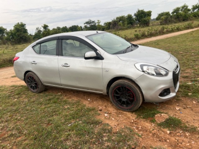 Second-hand 2014 Renault Scala Diesel RxZ for sale in Mysore-1