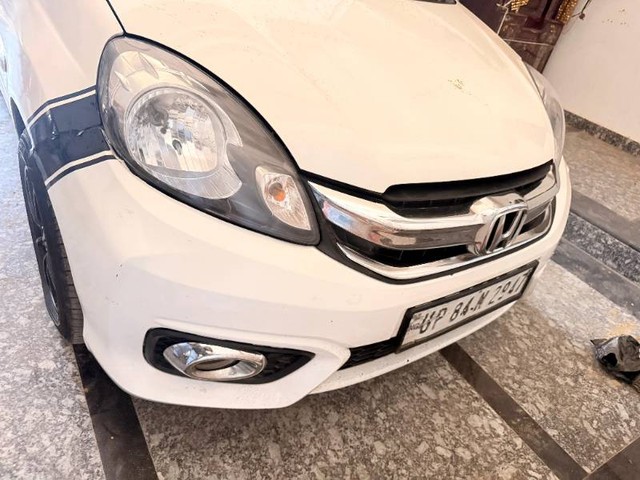 Second-hand 2013 Honda Amaze Anniversary Edition for sale in Mainpuri-3