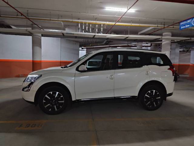 https://images10.gaadi.com/usedgaadi-sellcar/UsedCar/b6e35beb-fbf7-48e0-8aff-1d6df3975909/02255a90-da90-4f3b-9227-f10026056803.jpg?imwidth=6401