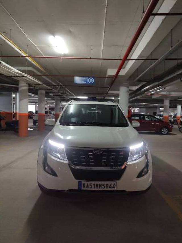 https://images10.gaadi.com/usedgaadi-sellcar/UsedCar/b6e35beb-fbf7-48e0-8aff-1d6df3975909/52ba04be-a136-4bfc-998b-d8a0930dea15.jpg?imwidth=6400