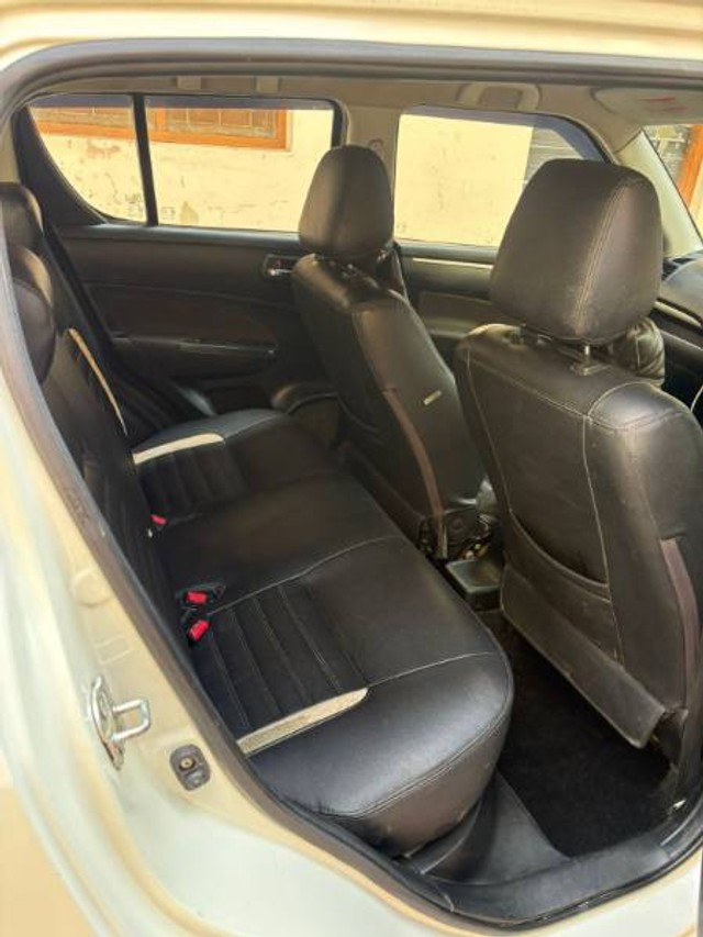 Second-hand 2012 Maruti Suzuki Swift ZDi for sale in Mandsaur-2