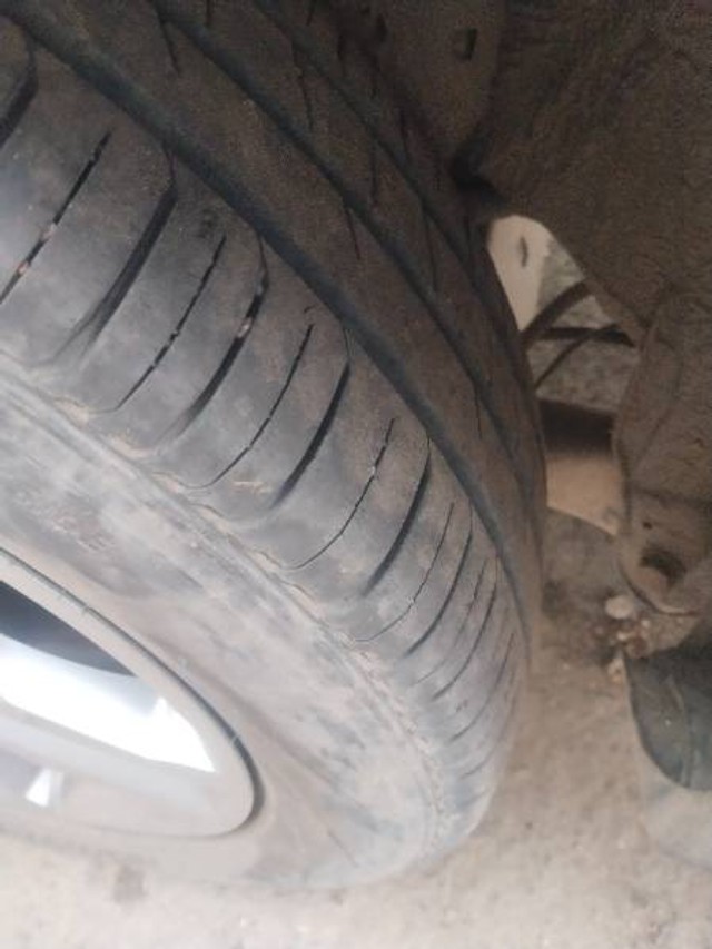 Second-hand 2020 Renault Triber RXZ BSIV for sale in Ramanathapuram-3