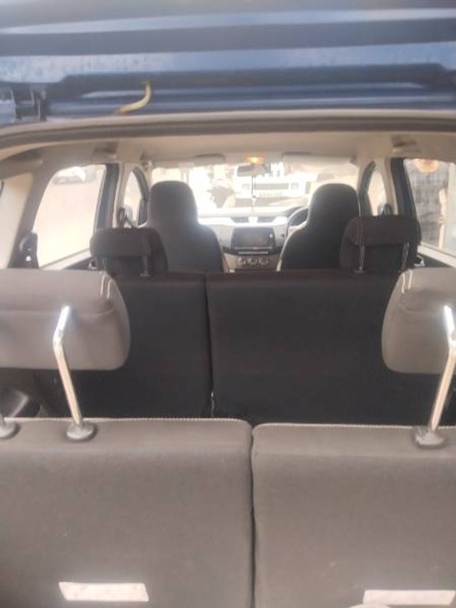 Second-hand 2020 Renault Triber RXZ BSIV for sale in Ramanathapuram-6