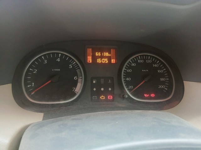 Second-hand 2014 Renault Duster Petrol RxL for sale in Allahabad-1