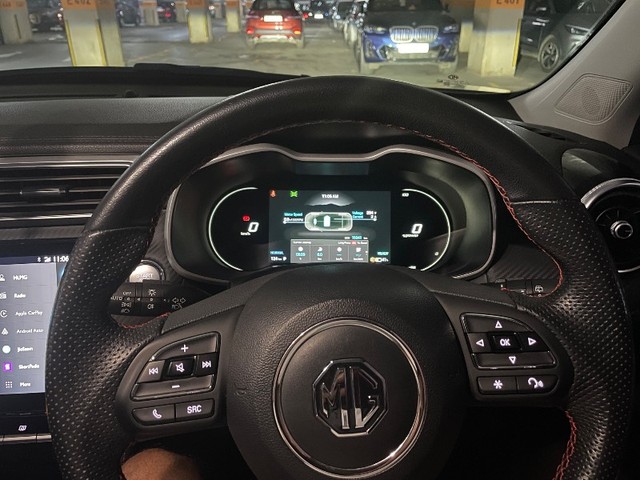 MG ZS EV Exclusive - Photo 5