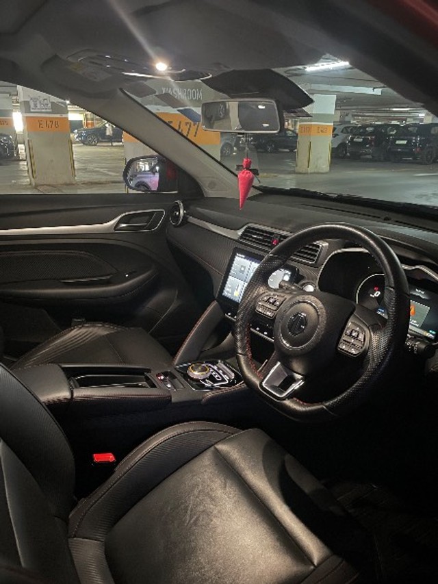 MG ZS EV Exclusive - Photo 4