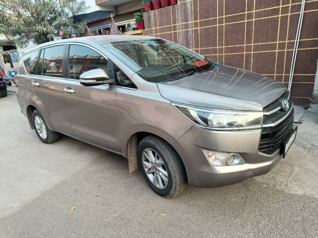 Second-hand 2016 Toyota Innova Crysta 2.8 GX AT BSIV for sale in Rajkot-8