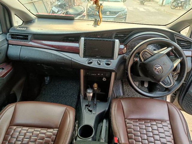 Second-hand 2016 Toyota Innova Crysta 2.8 GX AT BSIV for sale in Rajkot-7