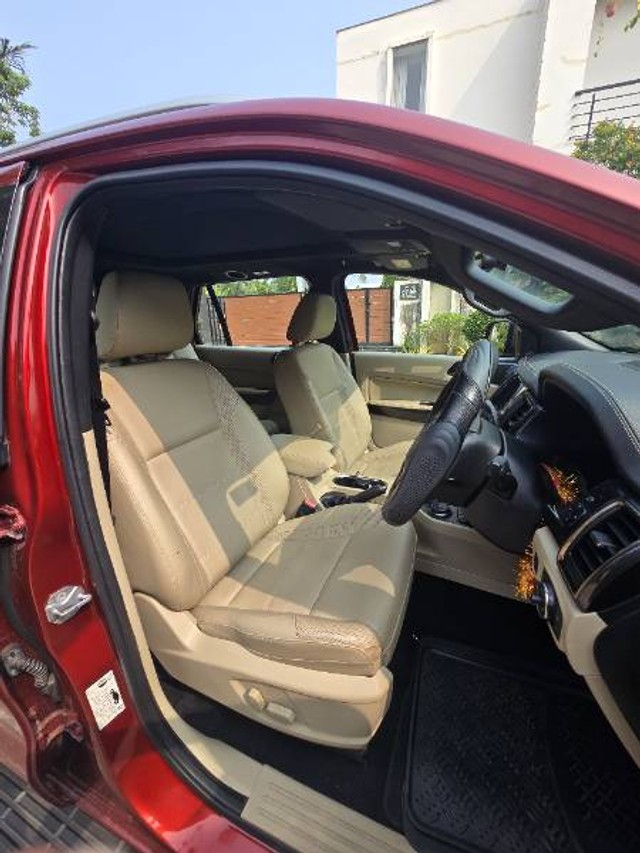 Second-hand 2019 Ford Endeavour 3.2 Titanium AT 4X4 for sale in Vizianagaram-6