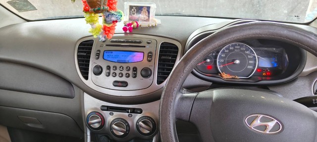 Second-hand 2015 Hyundai i10 Sportz 1.1L for sale in Sonitpur-5