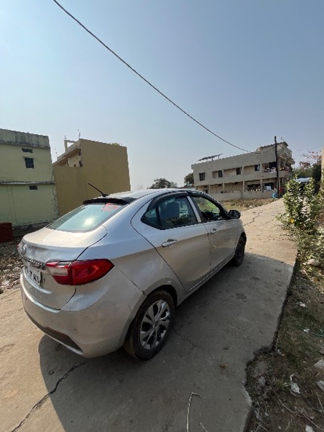 Tata Tigor 1.2 Revotron XT Second-hand 2018 Tata Tigor 1.2 Revotron XT for sale in Hoshangabad-1
