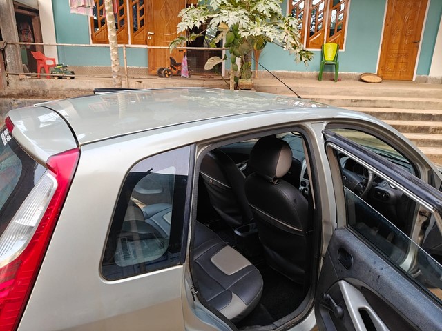 Second-hand 2011 Ford Figo Petrol EXI for sale in Dhubri-4