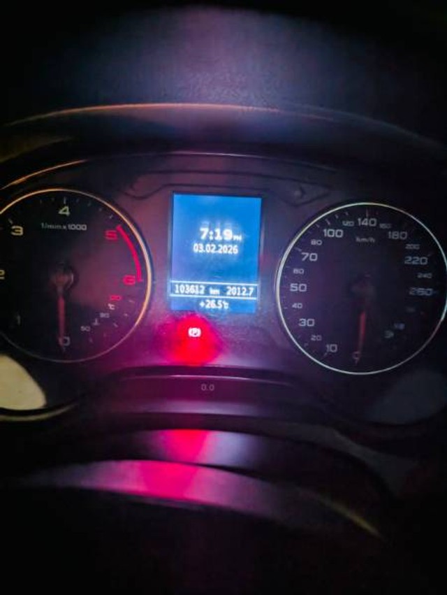 Second-hand 2015 Audi A3 35 TDI Attraction for sale in Ahmedabad-6