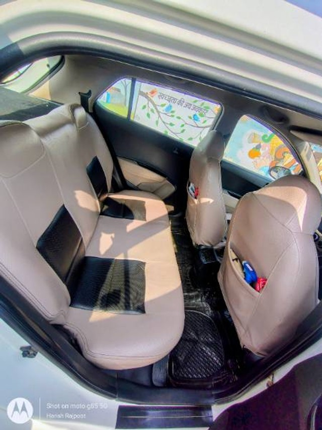 Second-hand 2018 Hyundai Grand i10 1.2 CRDi Magna for sale in Bareilly-6