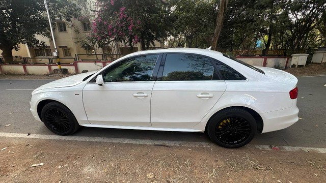 Second-hand 2017 Audi A4 35 TDI Premium Plus for sale in Bangalore-5