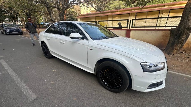 Second-hand 2017 Audi A4 35 TDI Premium Plus for sale in Bangalore-7