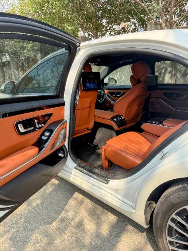 Second-hand 2023 Mercedes-Benz S-Class S450 4Matic for sale in Kolkata-5