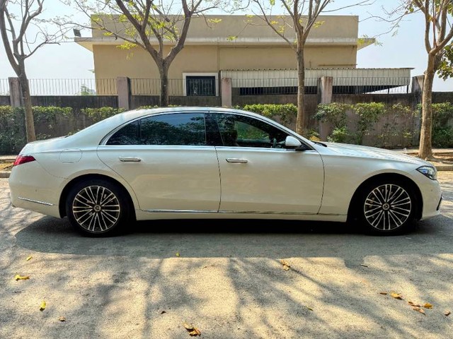 Second-hand 2023 Mercedes-Benz S-Class S450 4Matic for sale in Kolkata-1
