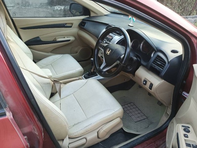 Second-hand 2011 Honda City 1.5 S MT for sale in Akola-2