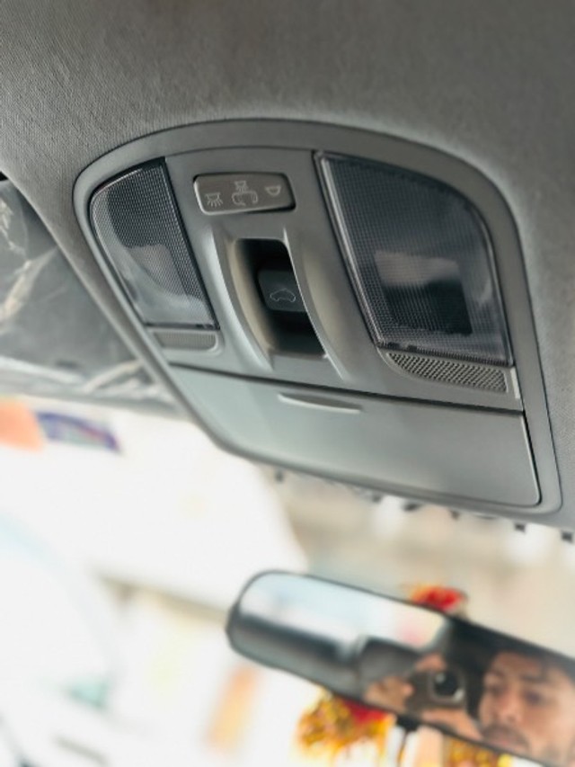 Second-hand 2025 Hyundai i20 Sportz Opt for sale in Rajkot-7