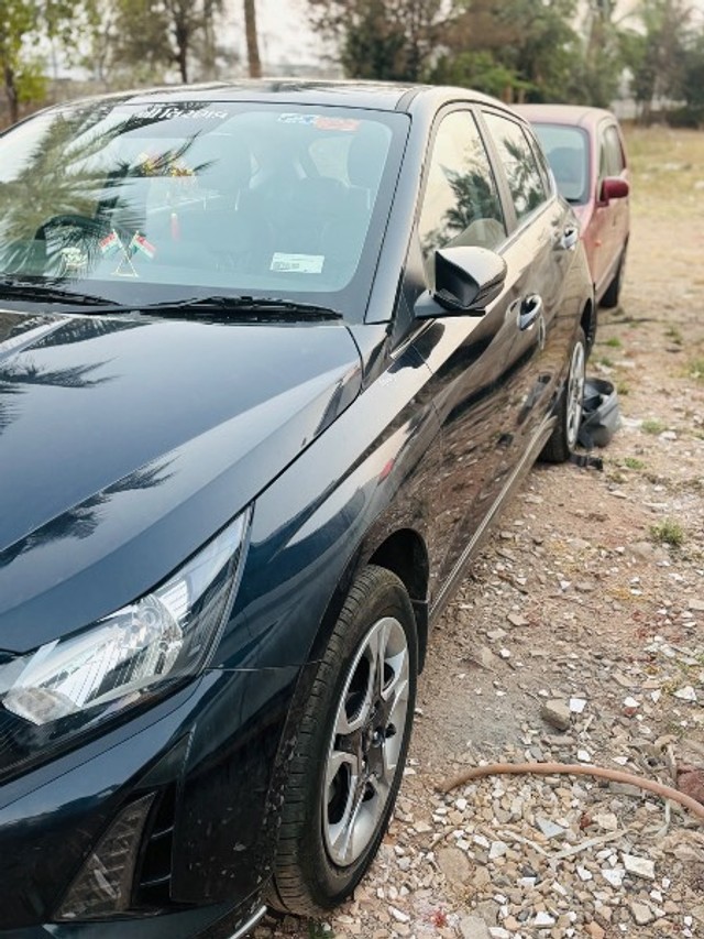 Second-hand 2025 Hyundai i20 Sportz Opt for sale in Rajkot-10