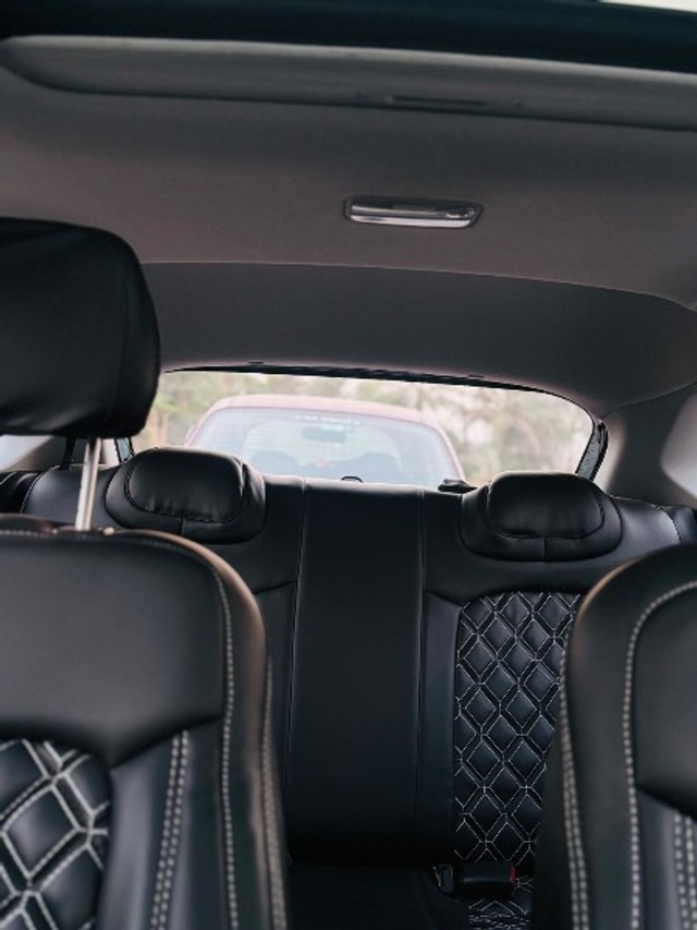 Second-hand 2025 Hyundai i20 Sportz Opt for sale in Rajkot-9