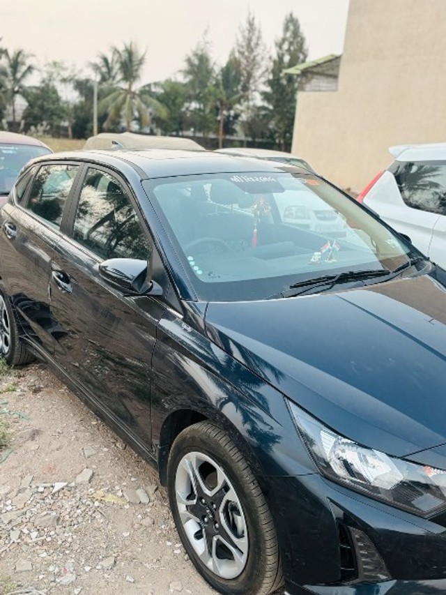 Second-hand 2025 Hyundai i20 Sportz Opt for sale in Rajkot-1