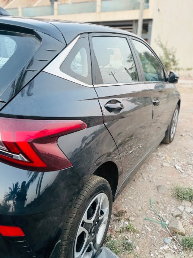 Second-hand 2025 Hyundai i20 Sportz Opt for sale in Rajkot-2