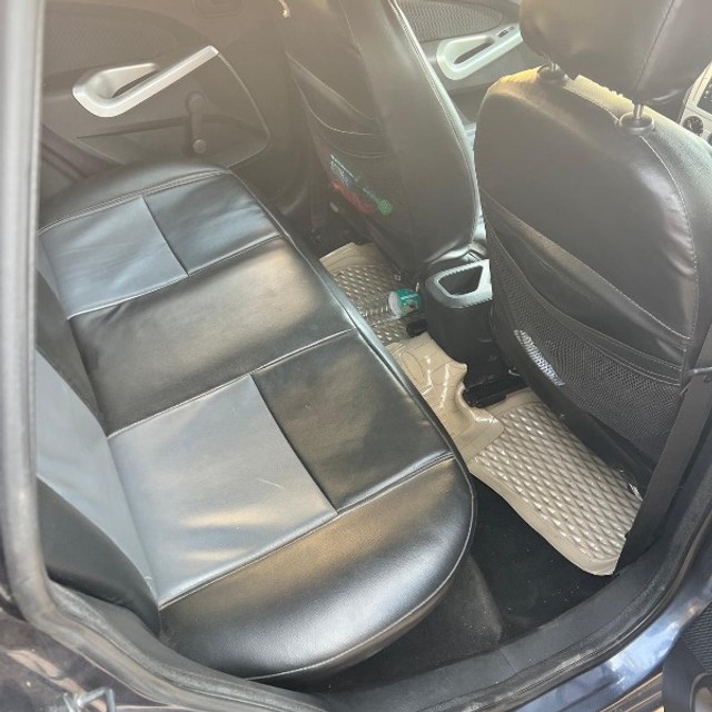 Second-hand 2014 Ford Figo Petrol Titanium for sale in Jhansi-2