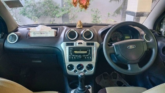Second-hand 2011 Ford Figo Petrol EXI for sale in Nagpur-3