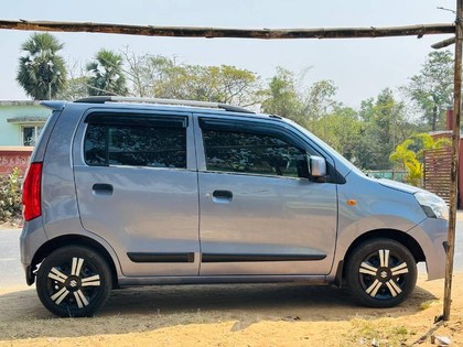 Second-hand 2018 Maruti Suzuki Wagon R VXI Optional for sale in Kendrapara