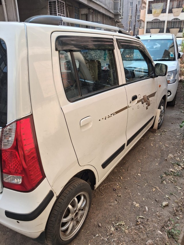 Second-hand 2016 Maruti Suzuki Wagon R AMT VXI for sale in Karad-2