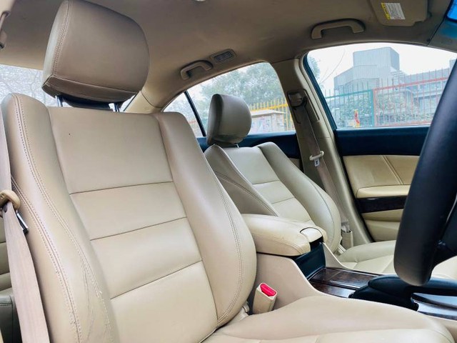 Second-hand 2010 Honda New Accord 2.4 MT for sale in Kangra-2