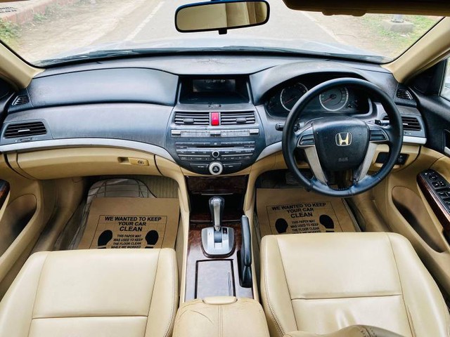 Second-hand 2010 Honda New Accord 2.4 MT for sale in Kangra-6