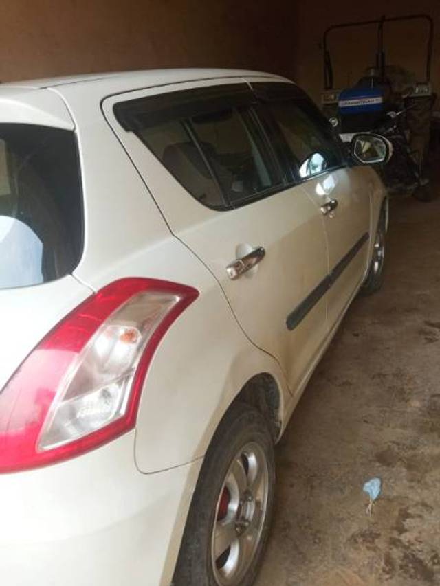 https://images10.gaadi.com/usedgaadi-sellcar/UsedCar/b74a6528-ef23-4b01-a5fc-add8ad404061/9c262061-a74c-4bb3-bddc-610e651f3fac.jpg?imwidth=6402