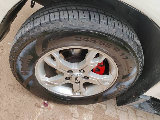 https://images10.gaadi.com/usedgaadi-sellcar/UsedCar/b7689c18-9058-46fa-a39d-6f942c448dbb/2948b3e7-5132-4a7b-ac02-9bfc7f704012.jpg?imwidth=6402