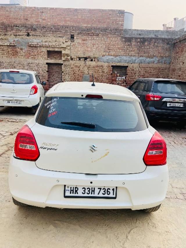 https://images10.gaadi.com/usedgaadi-sellcar/UsedCar/b78c7cbf-676d-4db0-a423-680d655269e7/efb8e508-cc3a-4ce4-a1c0-451fe0028375.jpg?imwidth=6402