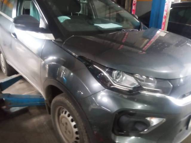 https://images10.gaadi.com/usedgaadi-sellcar/UsedCar/b799be60-f759-4de5-adb5-7cdd20ea6ee5/3c0fbf22-f306-4e55-b786-0f5af70ae929.jpg?imwidth=6402