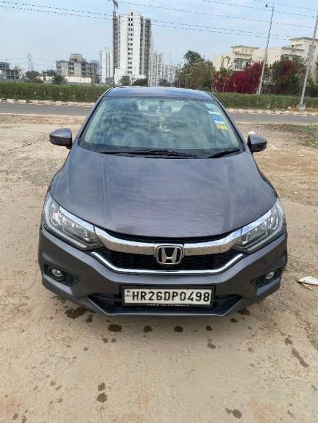 https://images10.gaadi.com/usedgaadi-sellcar/UsedCar/b79e5544-c76a-4983-8cac-7b5e851bdf76/58d05319-c0db-4a20-9a95-9016ee0de34e.jpeg?imwidth=6400