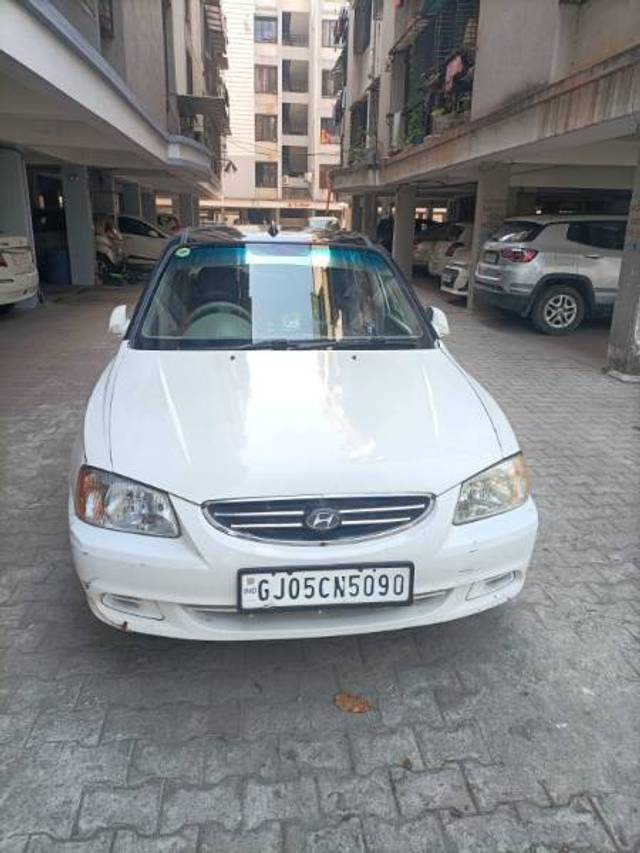 https://images10.gaadi.com/usedgaadi-sellcar/UsedCar/b7bc7406-592a-4dba-909a-d1447fb5866f/1b583366-41d5-4262-8a8d-a37c72865615.jpg?imwidth=6400