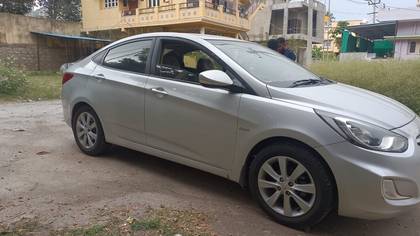 Hyundai Verna 1.6 SX CRDi (O) Hyundai Verna 1.6 SX CRDi (O)