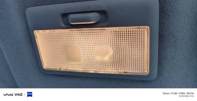 https://images10.gaadi.com/usedgaadi-sellcar/UsedCar/b8002c76-3e56-4a22-b9bf-0bcd3a60a2ff/a3e582d8-7d7c-4ad0-a002-7bdaa0538b98.jpg?imwidth=6402