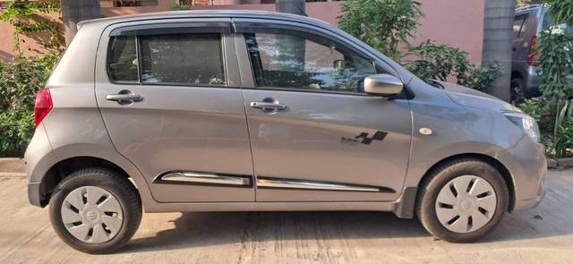 https://images10.gaadi.com/usedgaadi-sellcar/UsedCar/b82528ca-eec5-4c1b-ae3e-d5790445bb85/275564d2-4e7a-4cb3-a767-fbf4f61c5991.jpeg?imwidth=6401