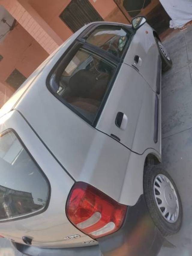 https://images10.gaadi.com/usedgaadi-sellcar/UsedCar/b828198c-6357-44ad-a6ba-cf0ad4539ca4/ba05431f-02cb-479b-a175-2e918c064940.jpg?imwidth=6402