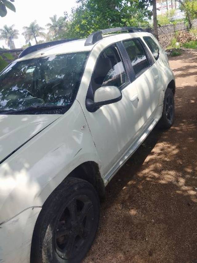https://images10.gaadi.com/usedgaadi-sellcar/UsedCar/b831d373-3022-412c-8e6d-c9f3dc091b36/15dc2d79-0671-4002-a498-d1b2c4d4e100.jpg?imwidth=6400