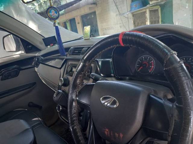 https://images10.gaadi.com/usedgaadi-sellcar/UsedCar/b85e005b-085d-433b-9796-ce7c5acacd53/b3cd58e4-0e01-4e37-b911-73531fdcc83f.jpg?imwidth=6402